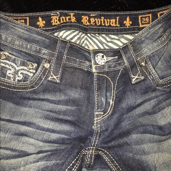 Rock Revival Jeans - Picture 3 of 5